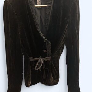 Elegant Black Velvet Blazer with Tie Waist